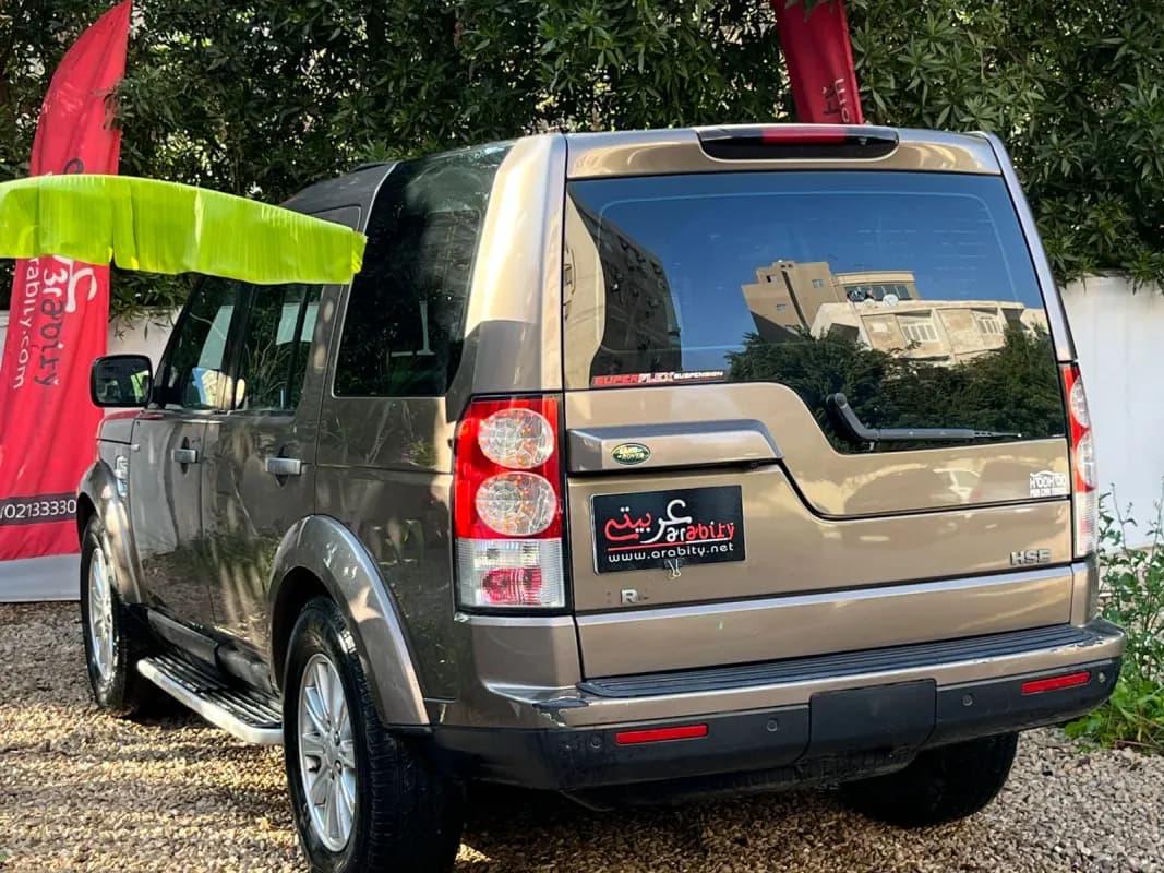 لاند روفر LR4 2010