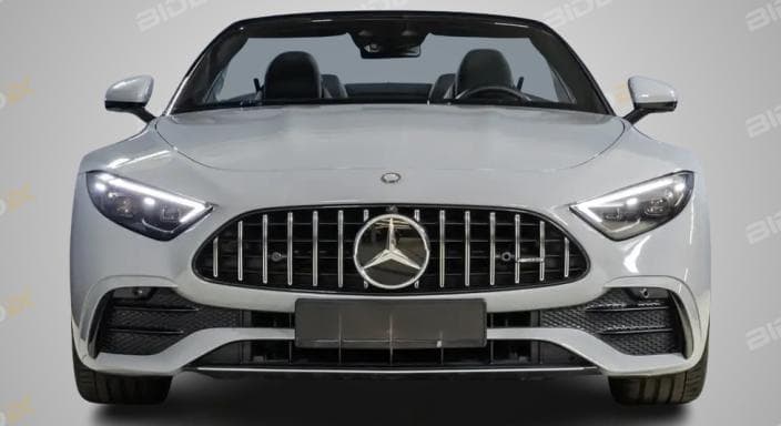 مرسيدس بنز SL-43 2024 ايه ام جي رمادي ناردو أوتوماتيك — مستعملة - 1