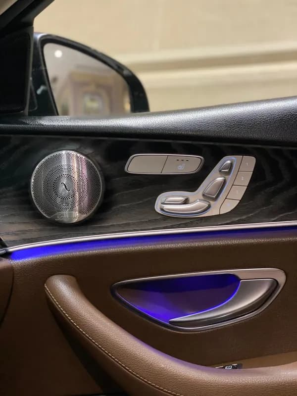 مرسيدس بنز E200 2021