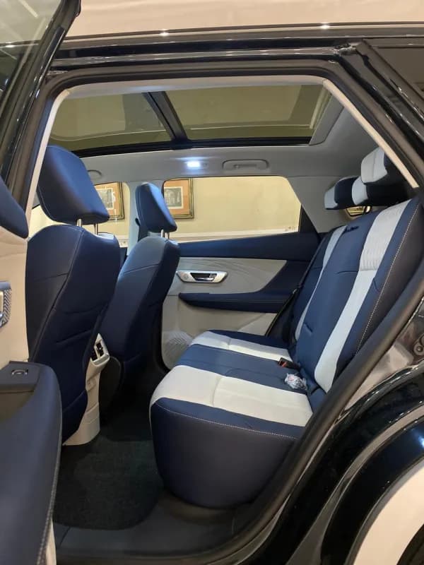 دونج فينج هيوج 2025