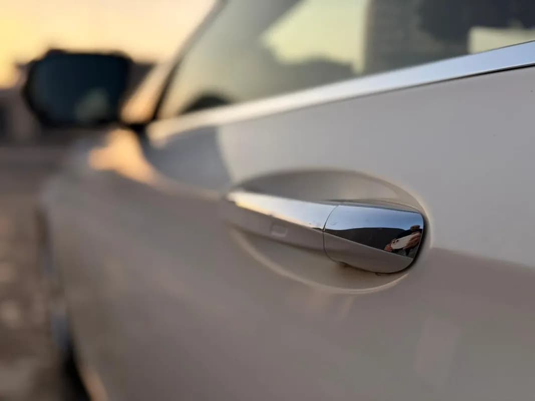 مرسيدس بنز E300 2021