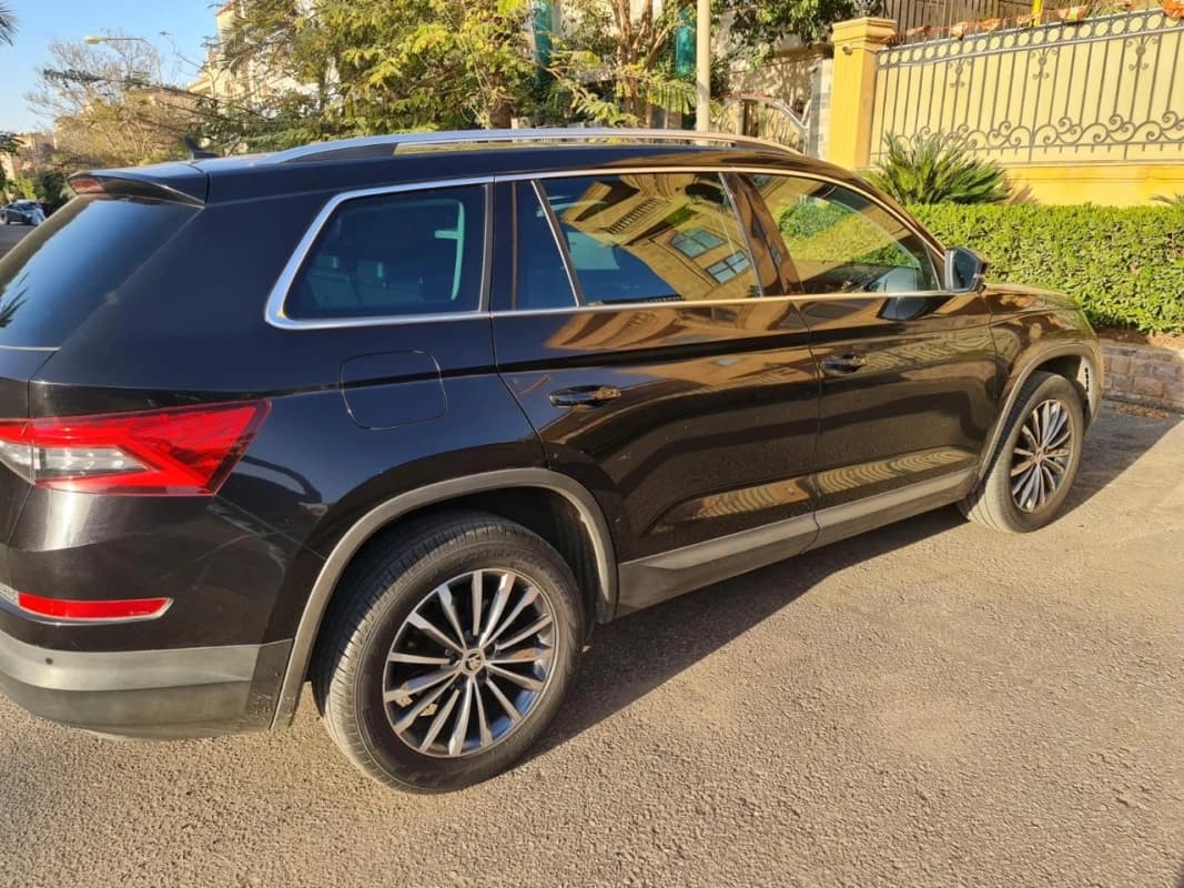 Skoda KODIAQ 2020 ستايل أسود أوتوماتيك — مستعملة