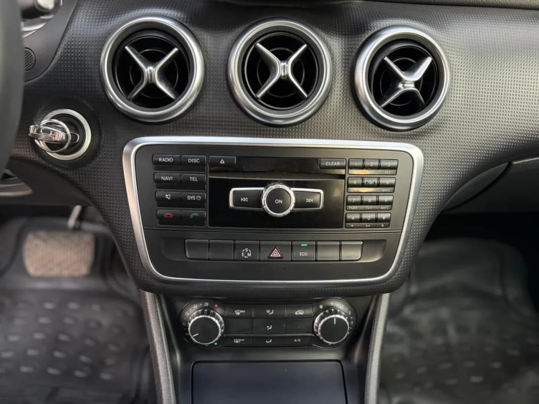 مرسيدس بنز A200 2014