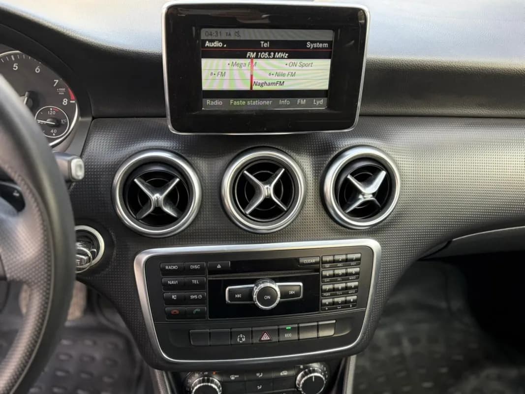 مرسيدس بنز A200 2014