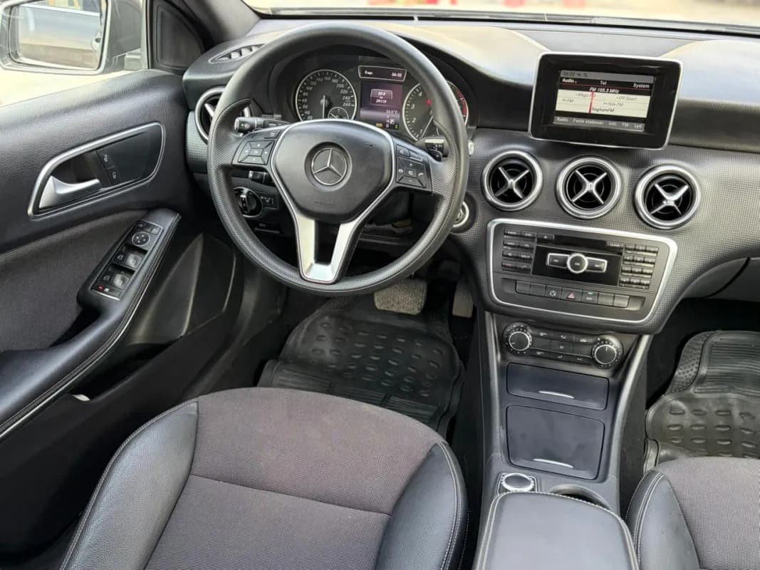 مرسيدس بنز A200 2014