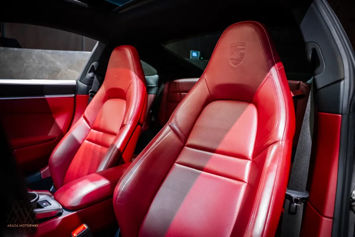 بورش 911 2020 تربو كوبيه رمادي أوتوماتيك — مستعملة