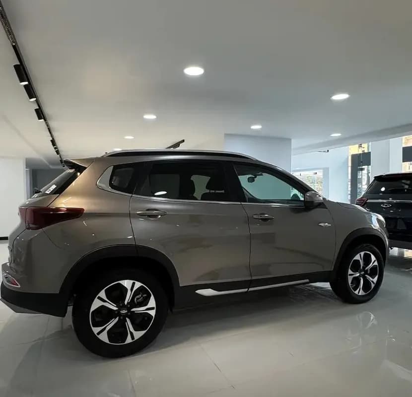 شيري تيجو 7 2026 لاكشري فضي أوتوماتيك — جديدة