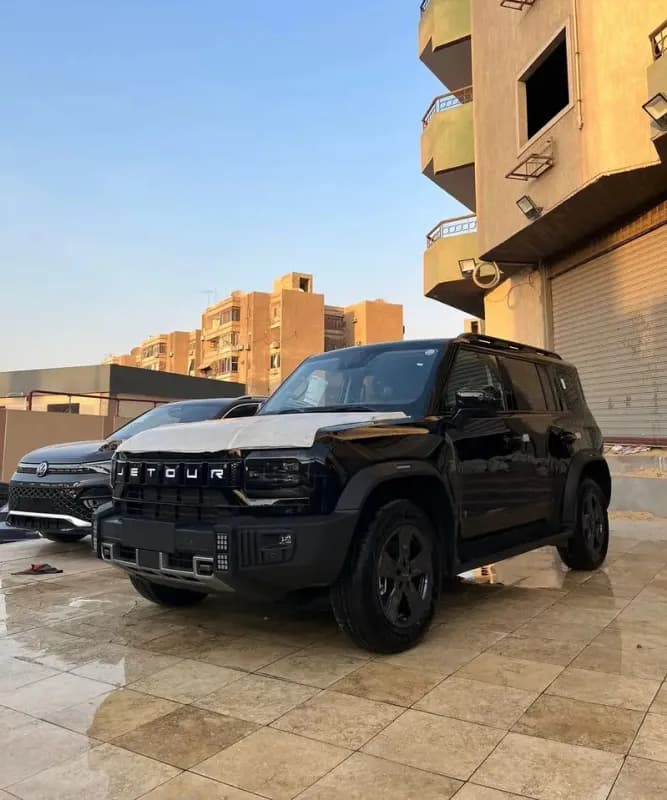 جيتور تي 2 2026 لاكشري أسود أوتوماتيك — جديدة