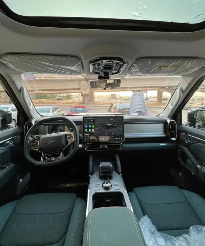 جيتور تي 2 2026 لاكشري أسود أوتوماتيك — جديدة