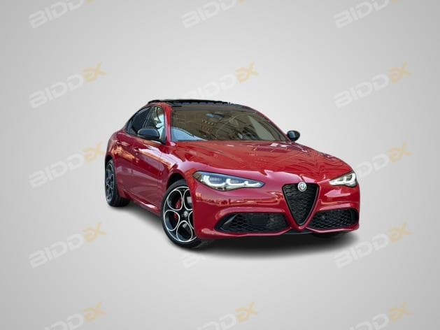 ألفا روميو جوليا 2026