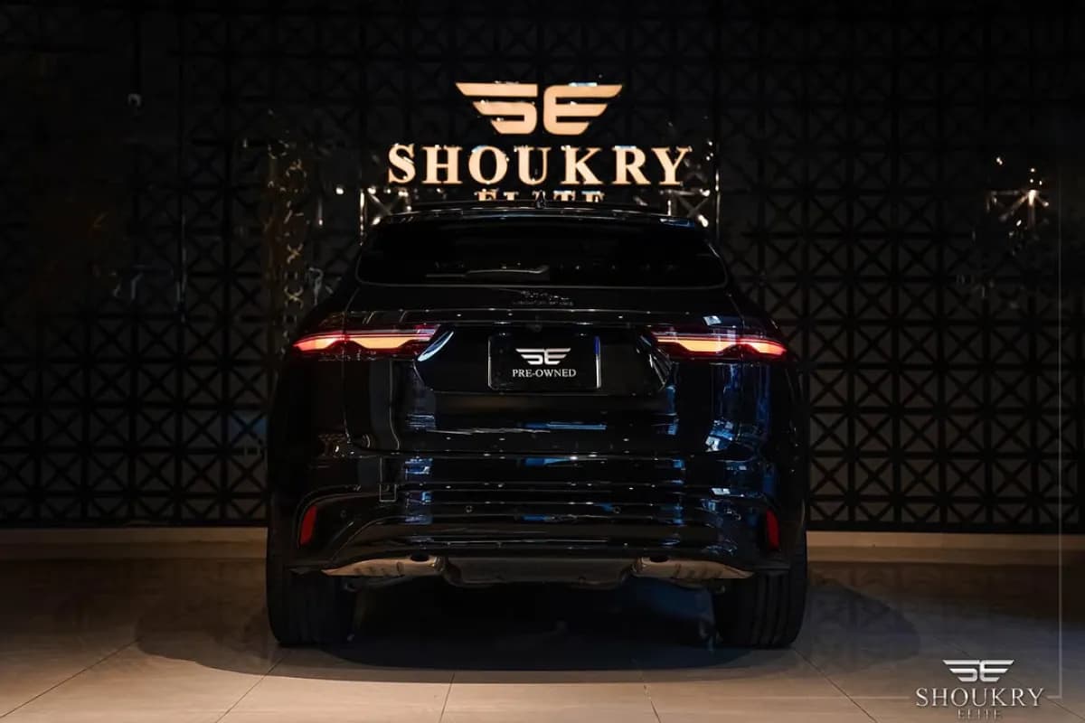 جاكوار اف باس 2024