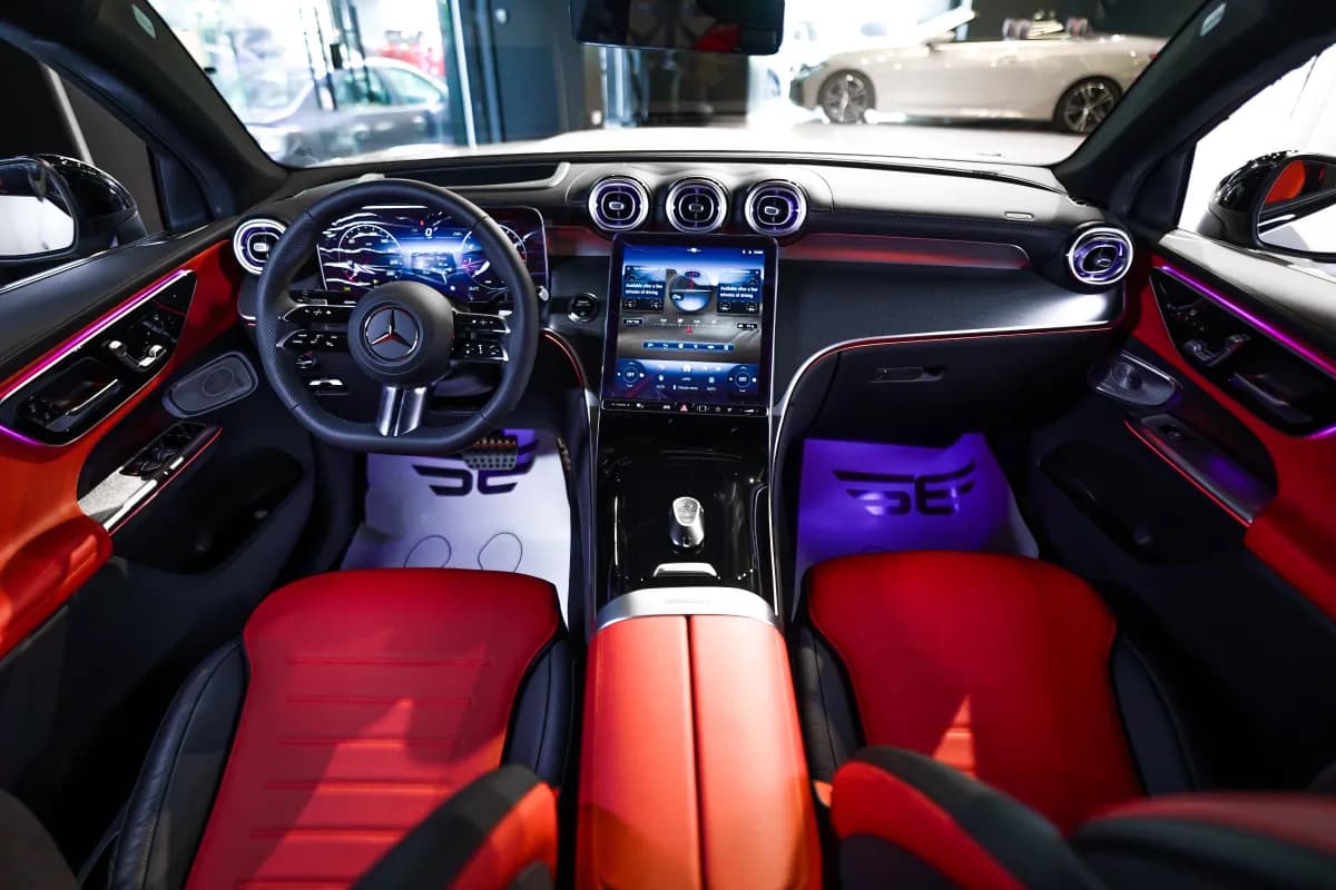 مرسيدس بنز GLC 300 2025