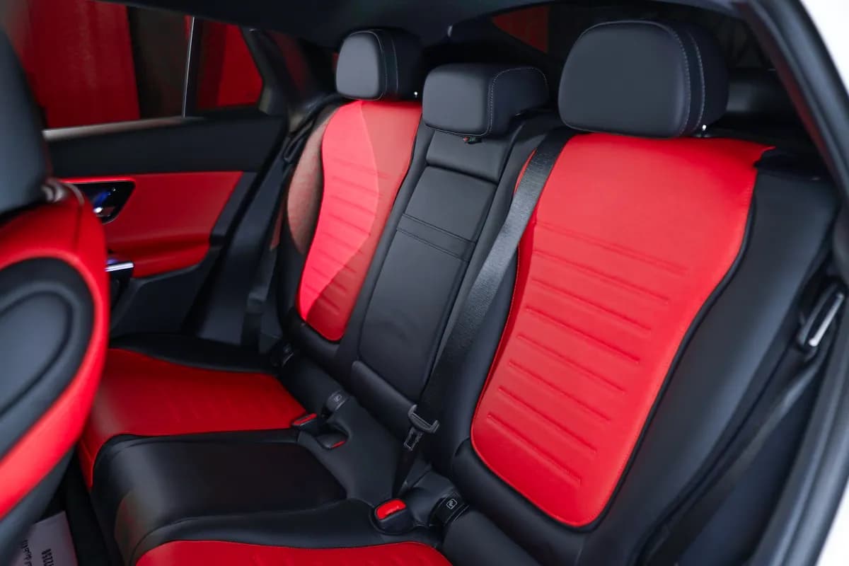 مرسيدس بنز GLC 300 2025