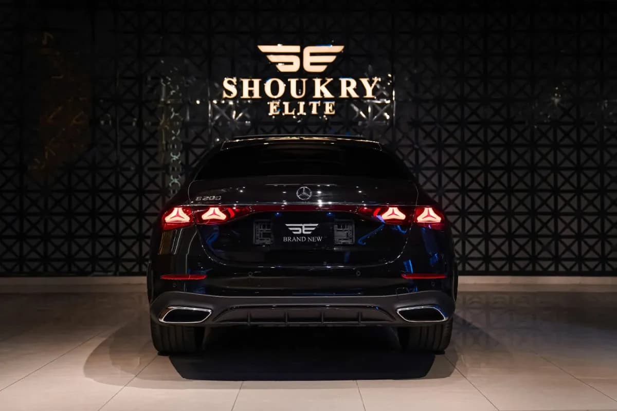 مرسيدس بنز E200 2026