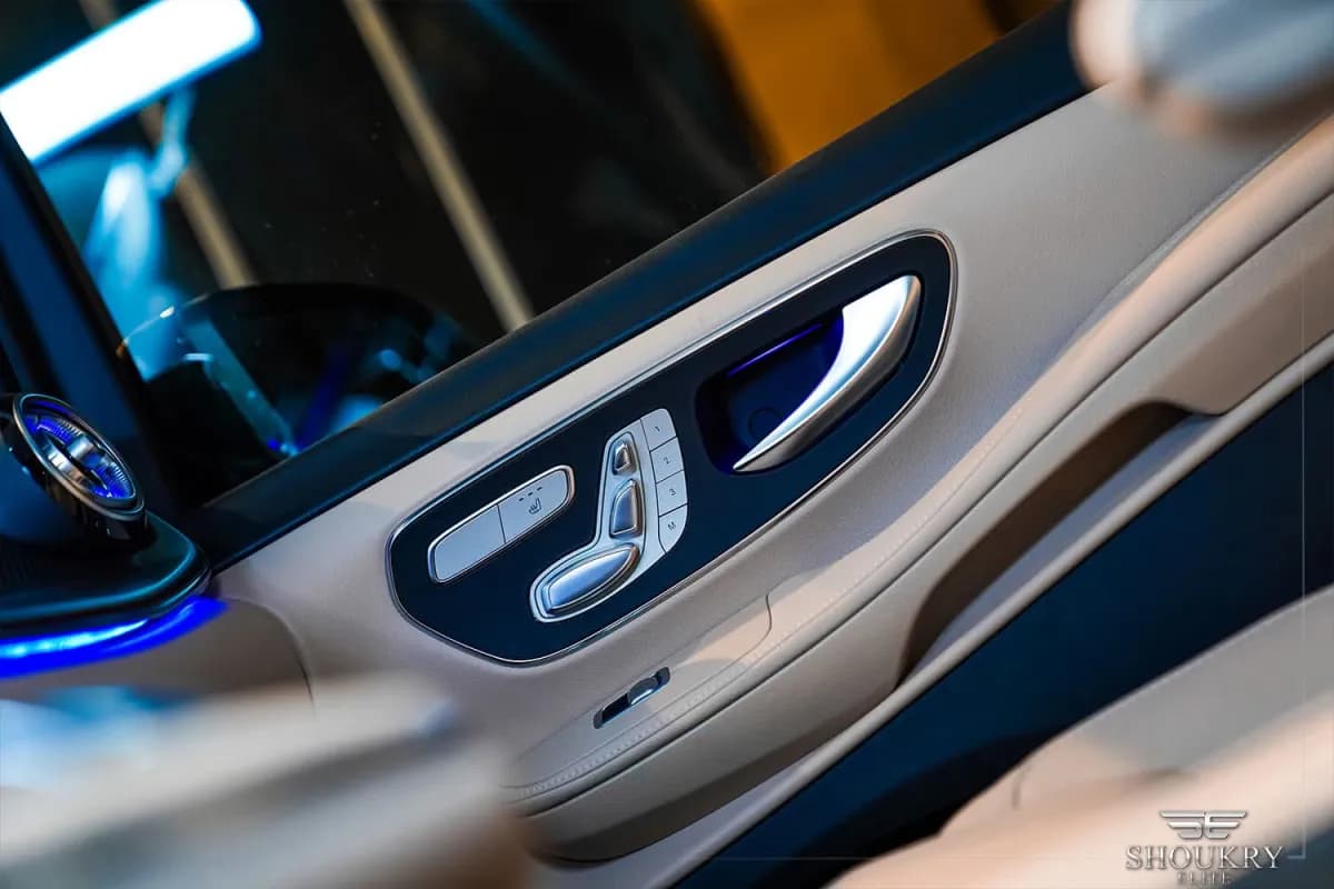 مرسيدس بنز V300 فيانو 2026