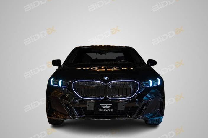 بي ام دبليو 520i 2024