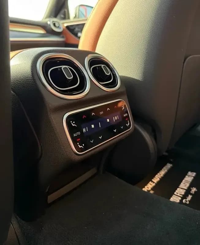 مرسيدس بنز C200 2026