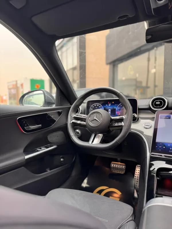 مرسيدس بنز C200 2024