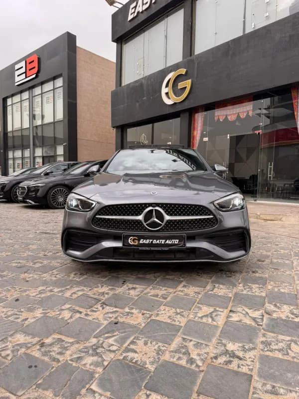 مرسيدس بنز C200 2024