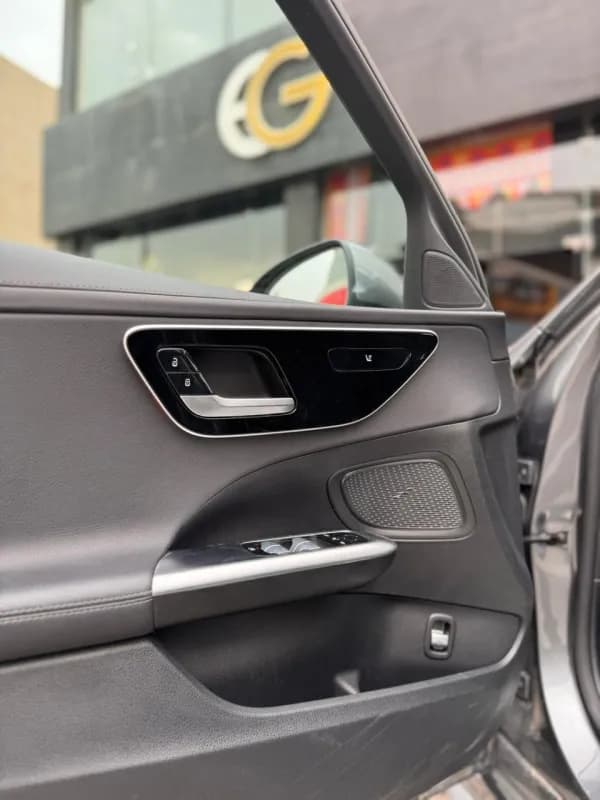 مرسيدس بنز C200 2024