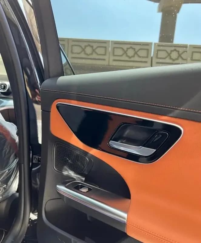 مرسيدس بنز C180 2025