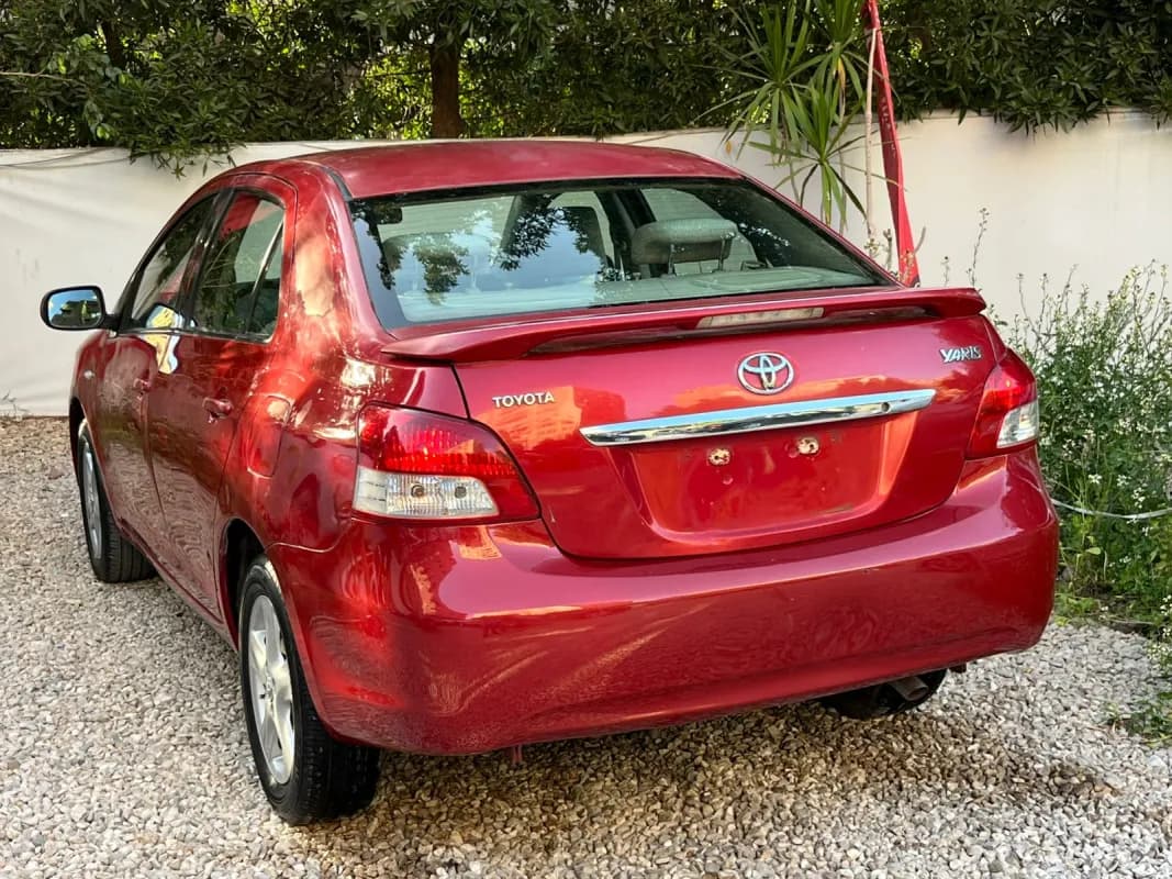 تويوتا ياريس 2008