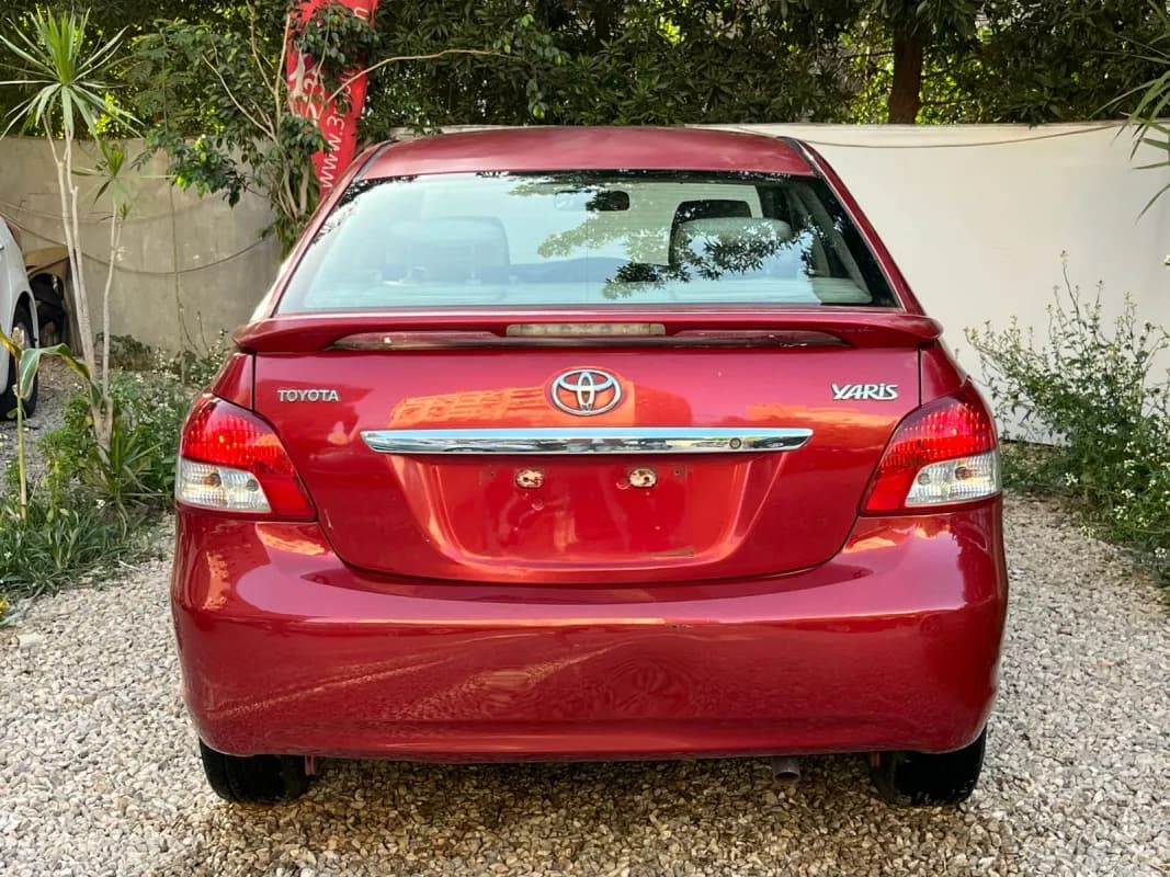 تويوتا ياريس 2008