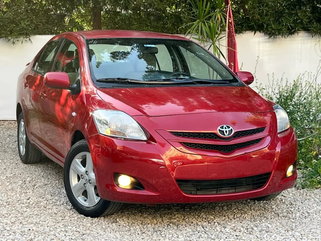 تويوتا ياريس 2008