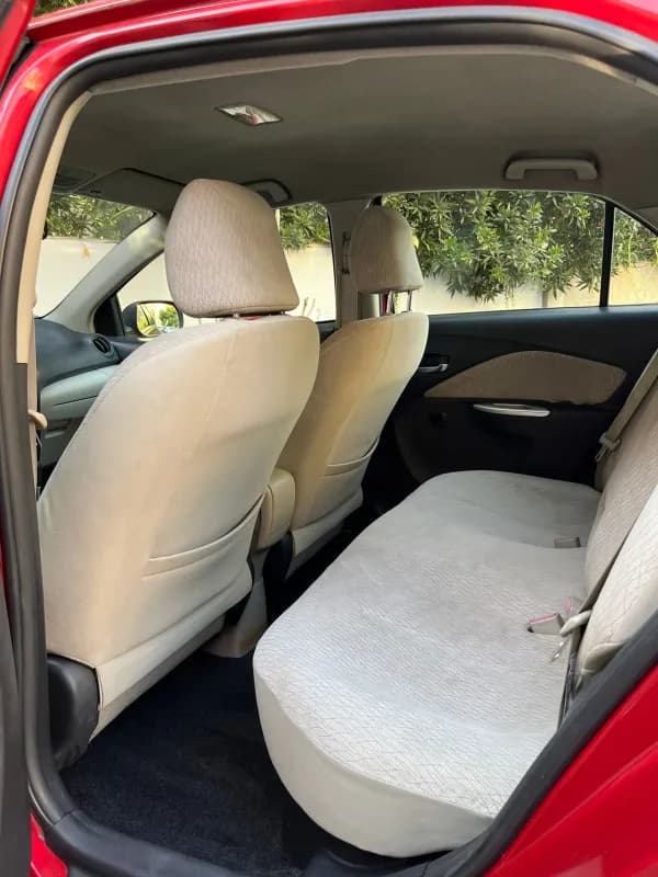 تويوتا ياريس 2008