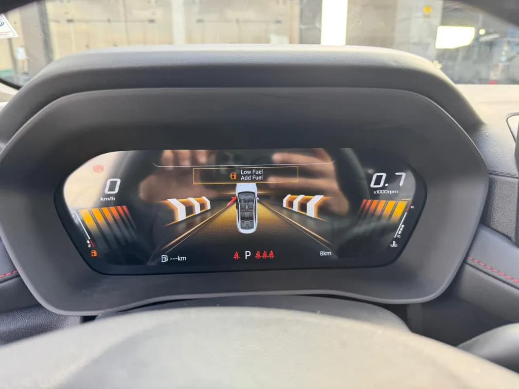 ام جي 7 2026 تروفي رمادي أوتوماتيك — جديدة