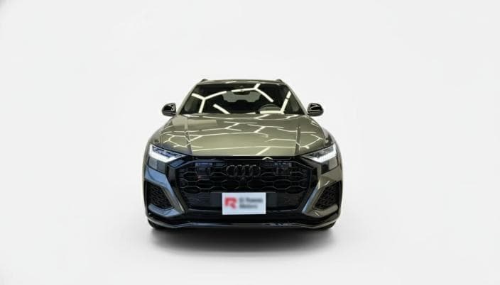 أودي Q8 2022 ار اس كيو 8 رمادي أوتوماتيك — مستعملة - 1