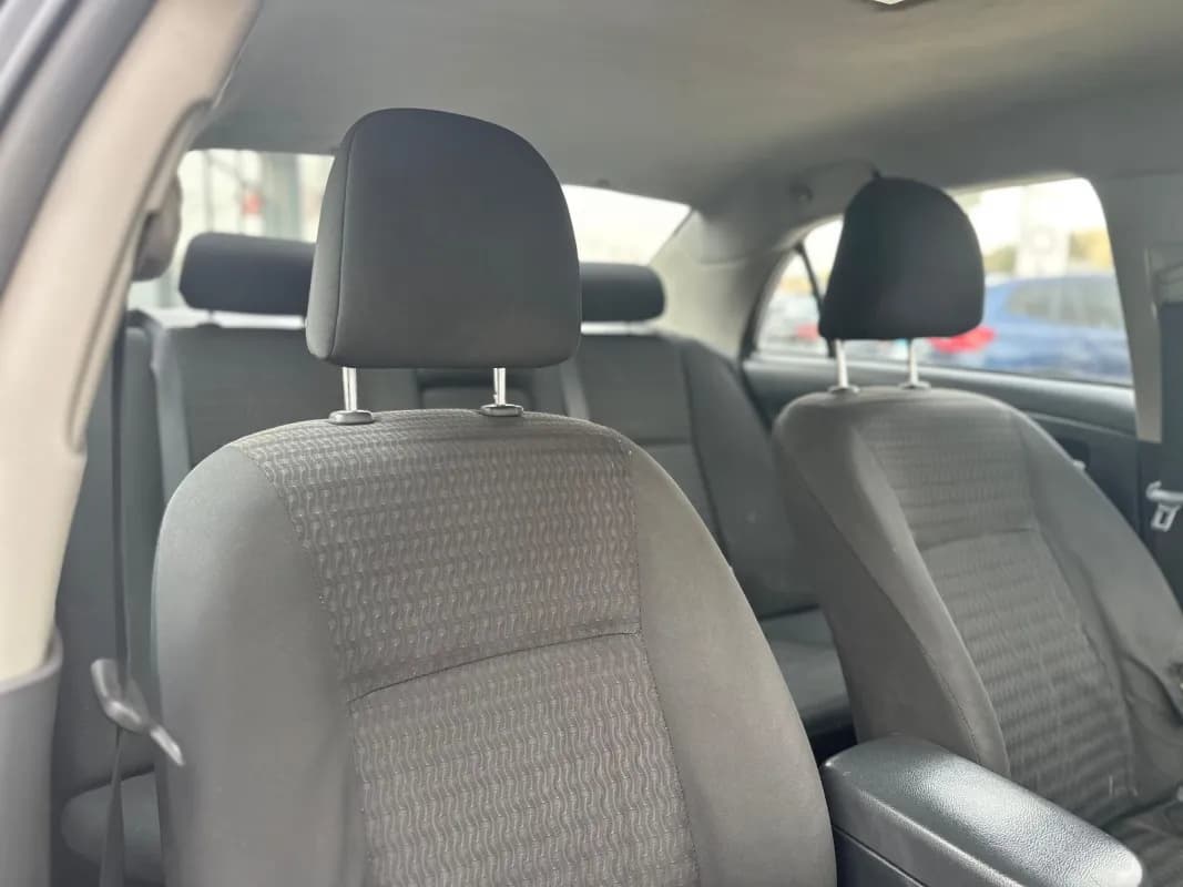 تويوتا كورولا 2010