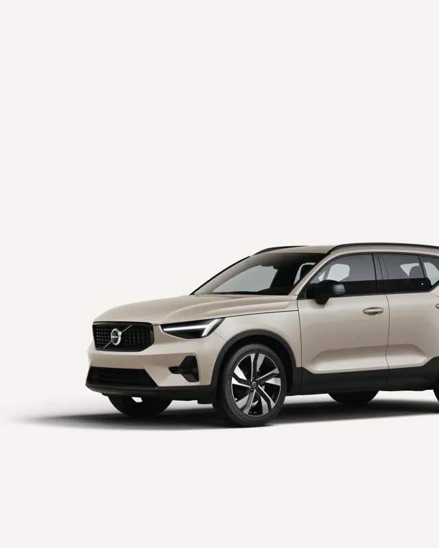 فولفو اكس سي 40 2026