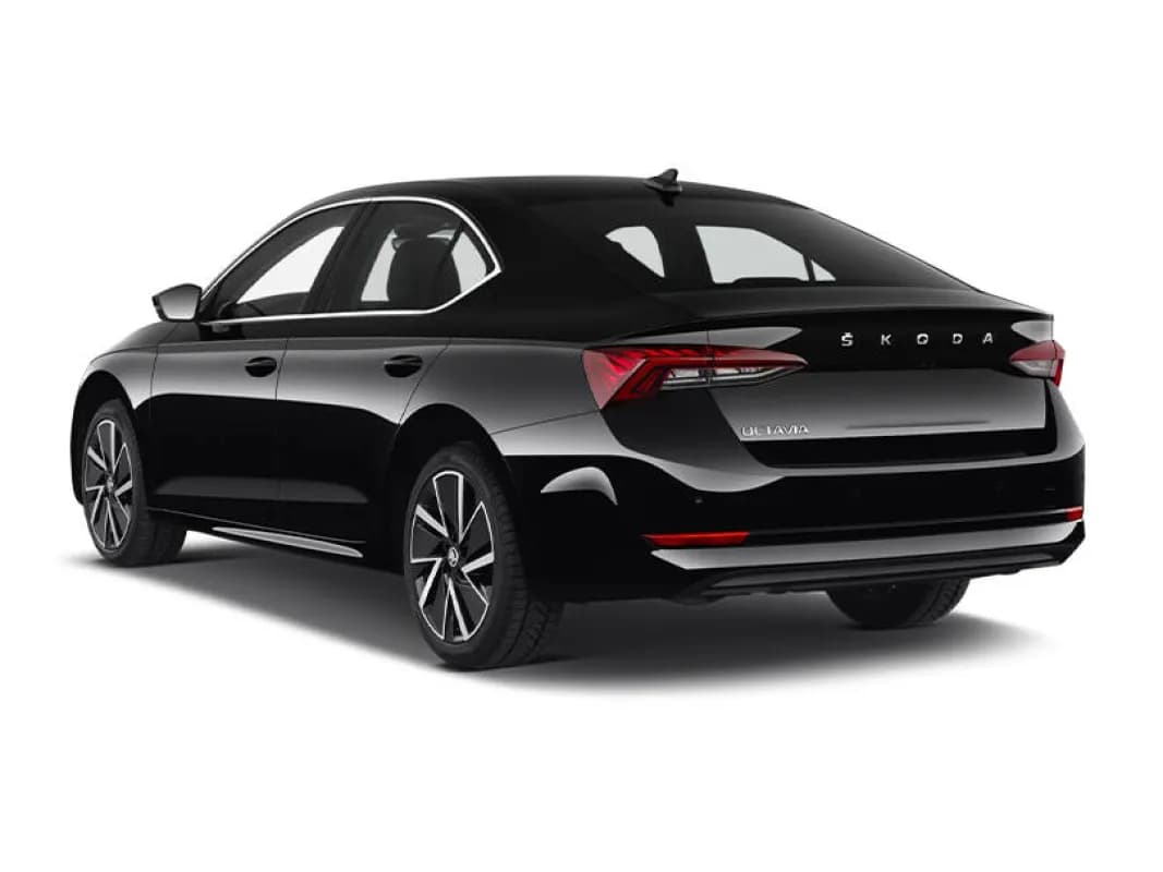 سكودا اوكتافيا 2026 سويت أسود أوتوماتيك — جديدة