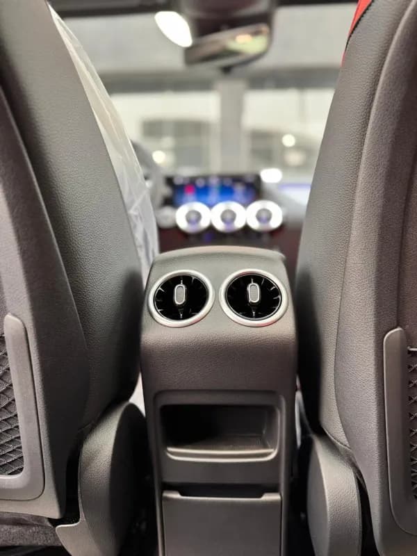 مرسيدس بنز GLA 200 2026