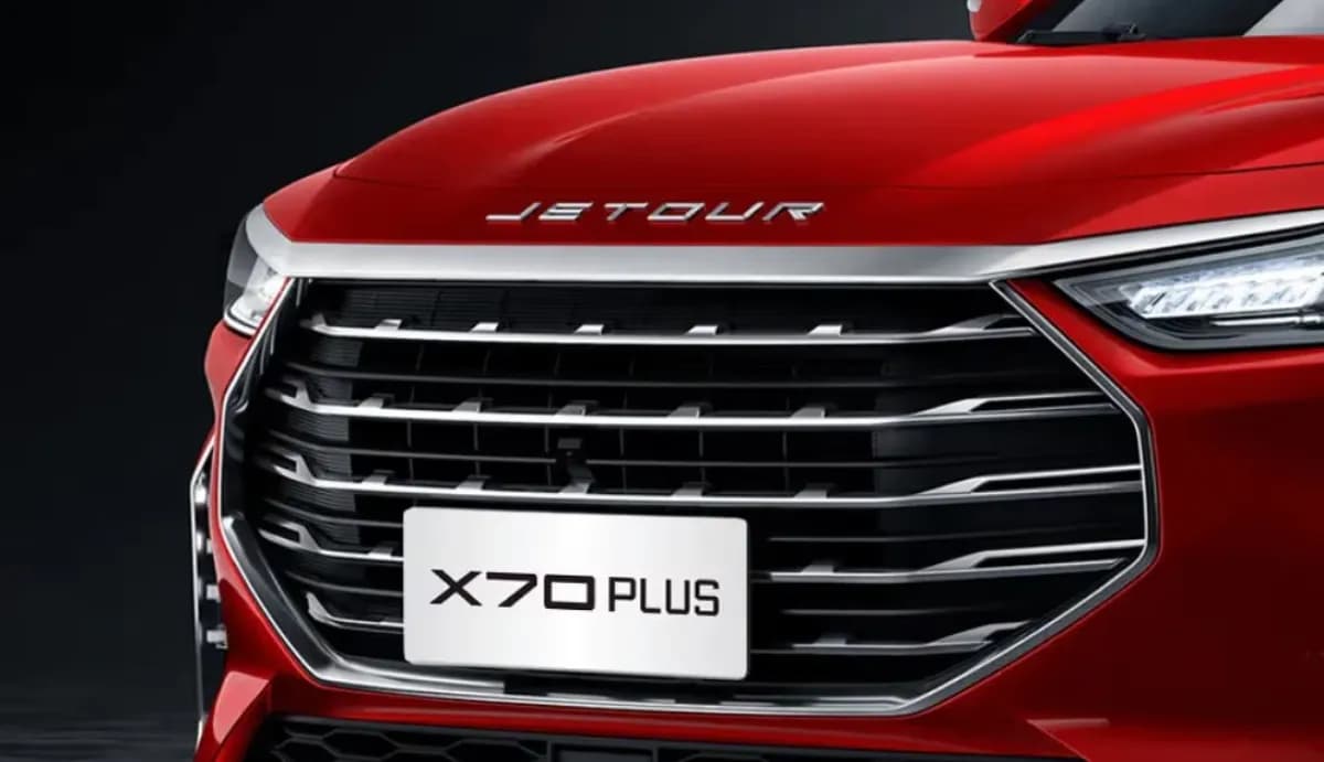 جيتور اكس 70 بلس 2026 لاكشري أحمر أوتوماتيك — جديدة