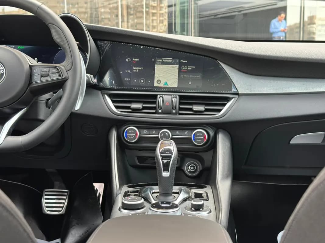 ألفا روميو جوليا 2026