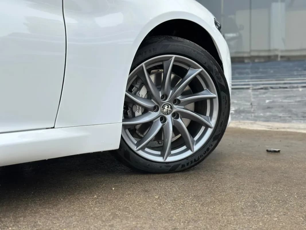 ألفا روميو جوليا 2026