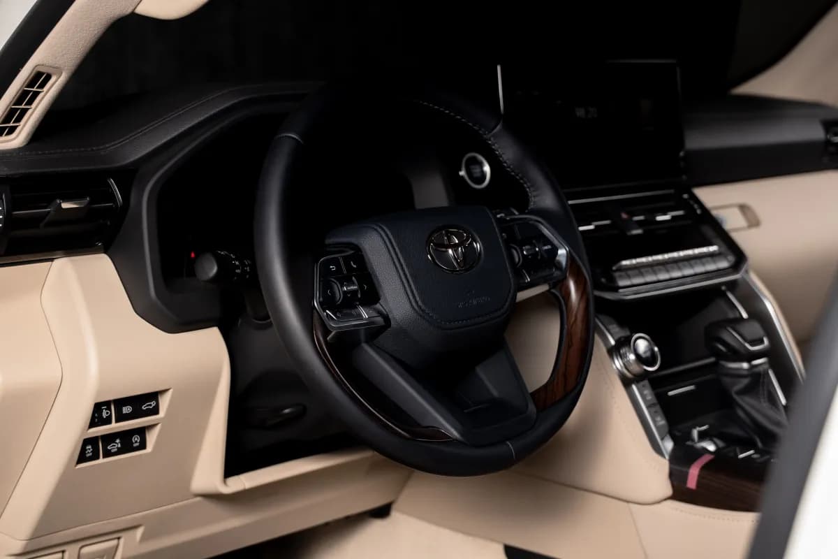 تويوتا لاند كروزر 2026