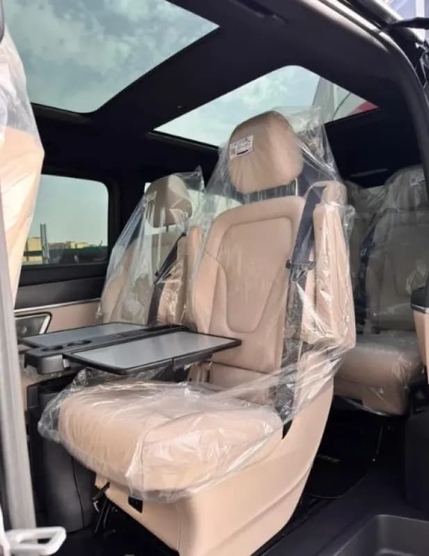 مرسيدس بنز V 300 2026