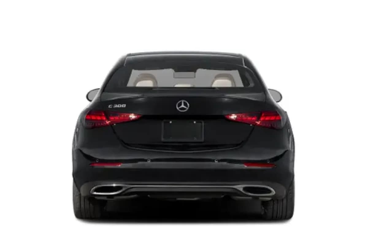 مرسيدس بنز C200 2025