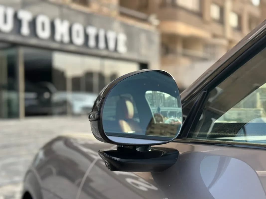 شاومي Yu7 2025 دول موتور ماكس فضي أوتوماتيك — جديدة