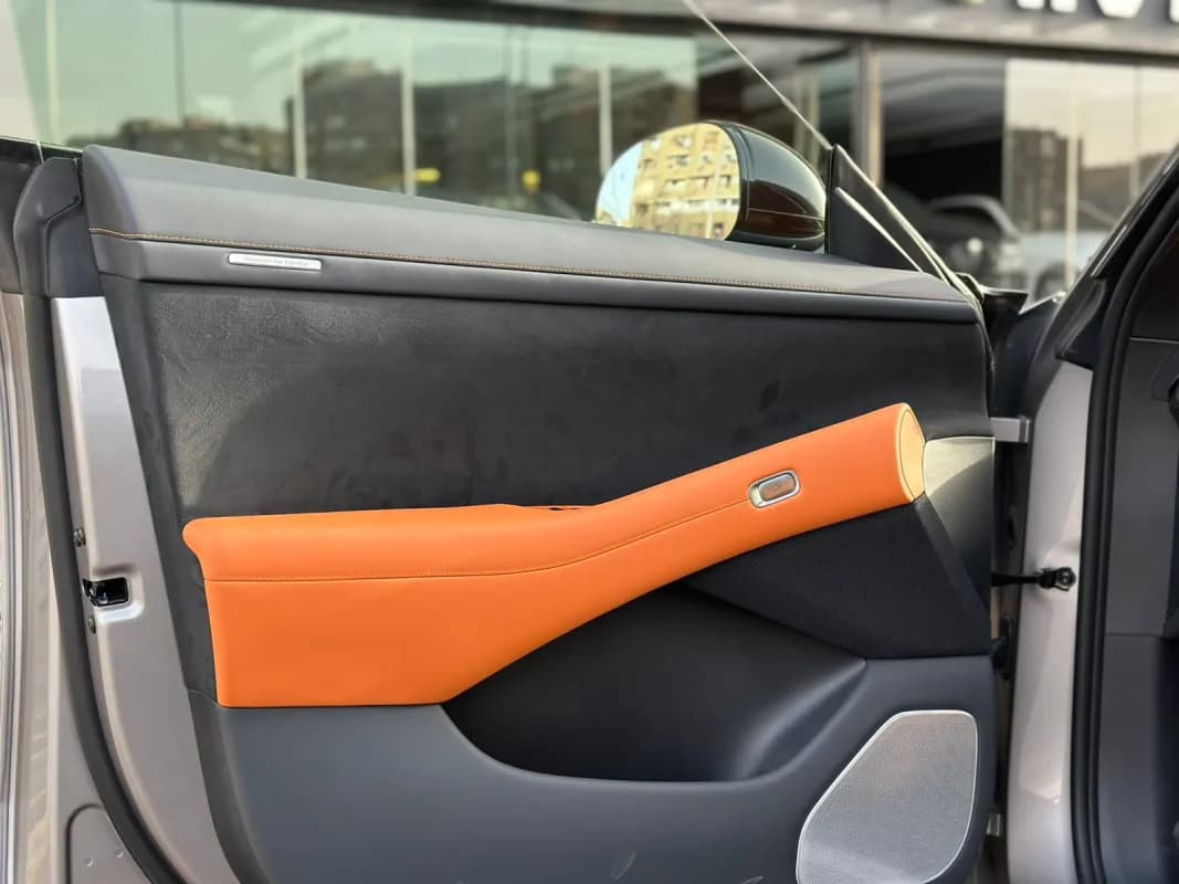 شاومي Yu7 2025 دول موتور ماكس فضي أوتوماتيك — جديدة