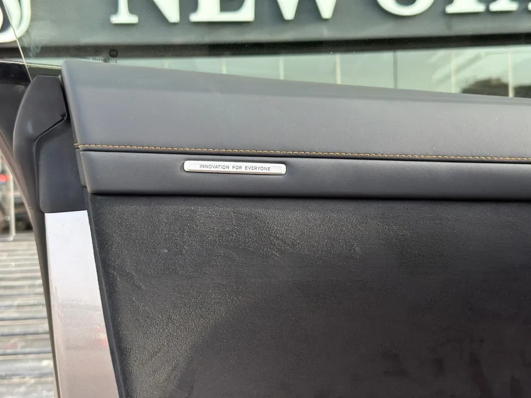 شاومي Yu7 2025 دول موتور ماكس فضي أوتوماتيك — جديدة