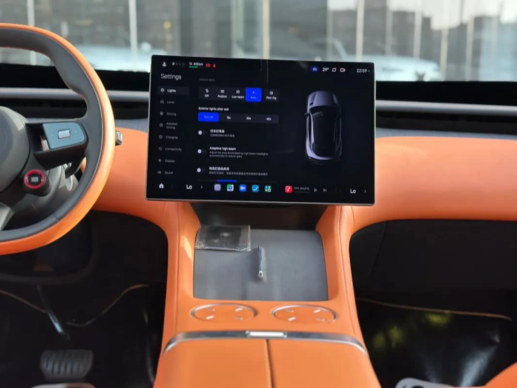 شاومي Yu7 2025 دول موتور ماكس فضي أوتوماتيك — جديدة