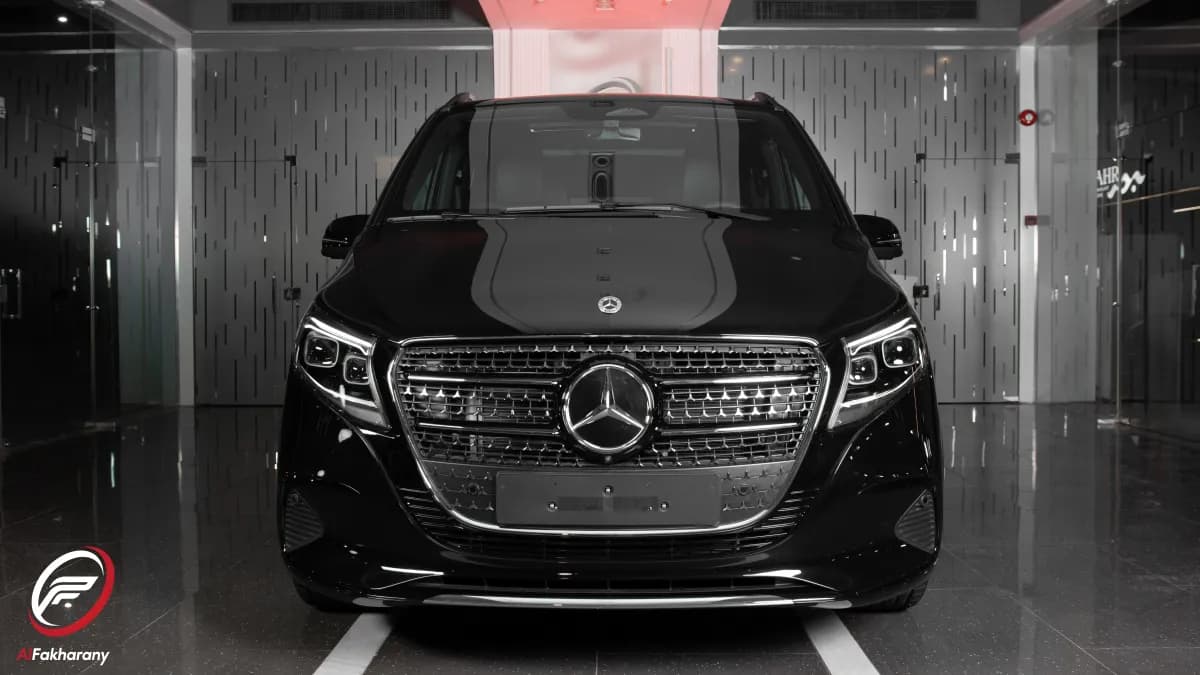 مرسيدس بنز V 300 2026