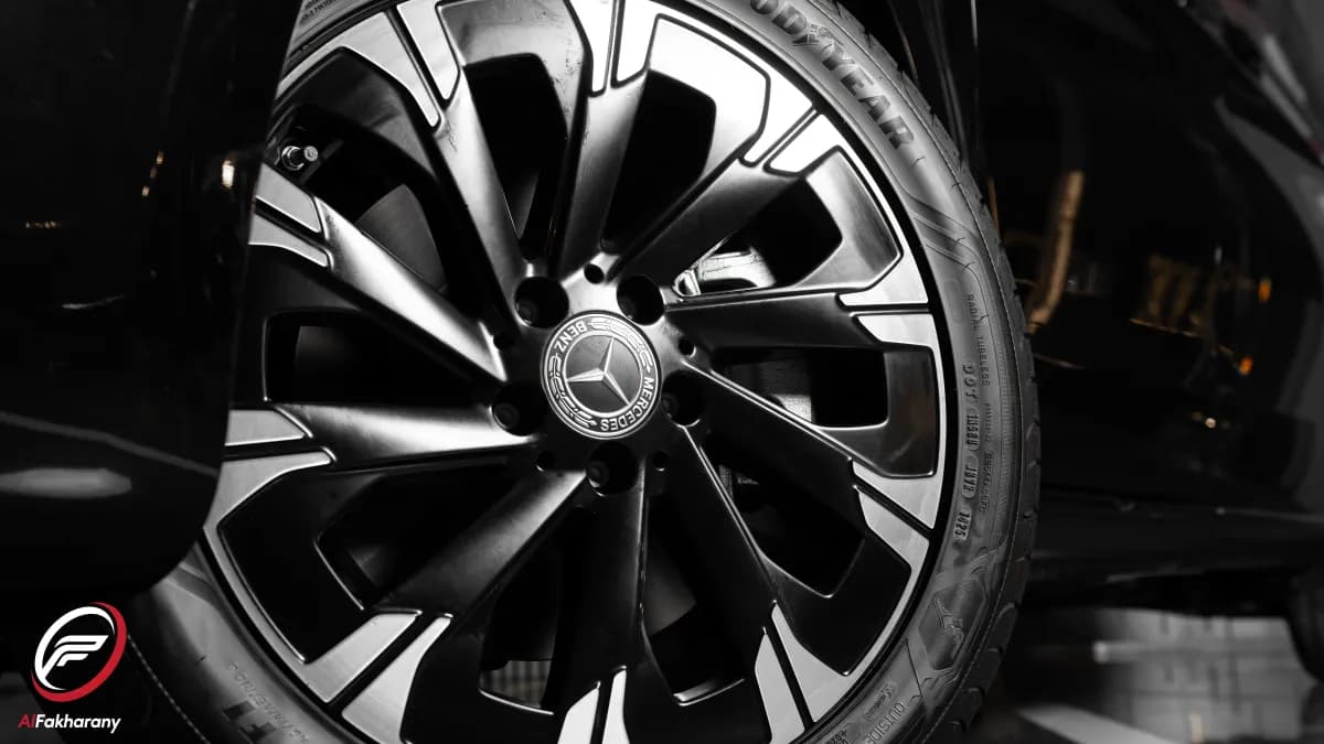 مرسيدس بنز V 300 2026