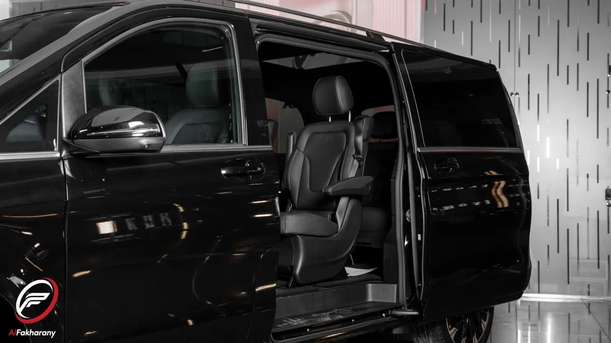 مرسيدس بنز V 300 2026