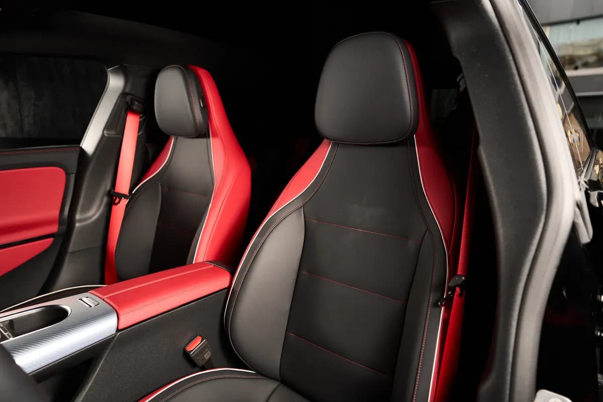 مرسيدس بنز CLA 200 2026