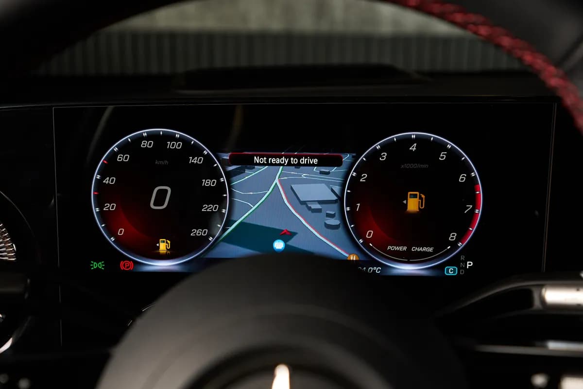 مرسيدس بنز CLA 200 2026